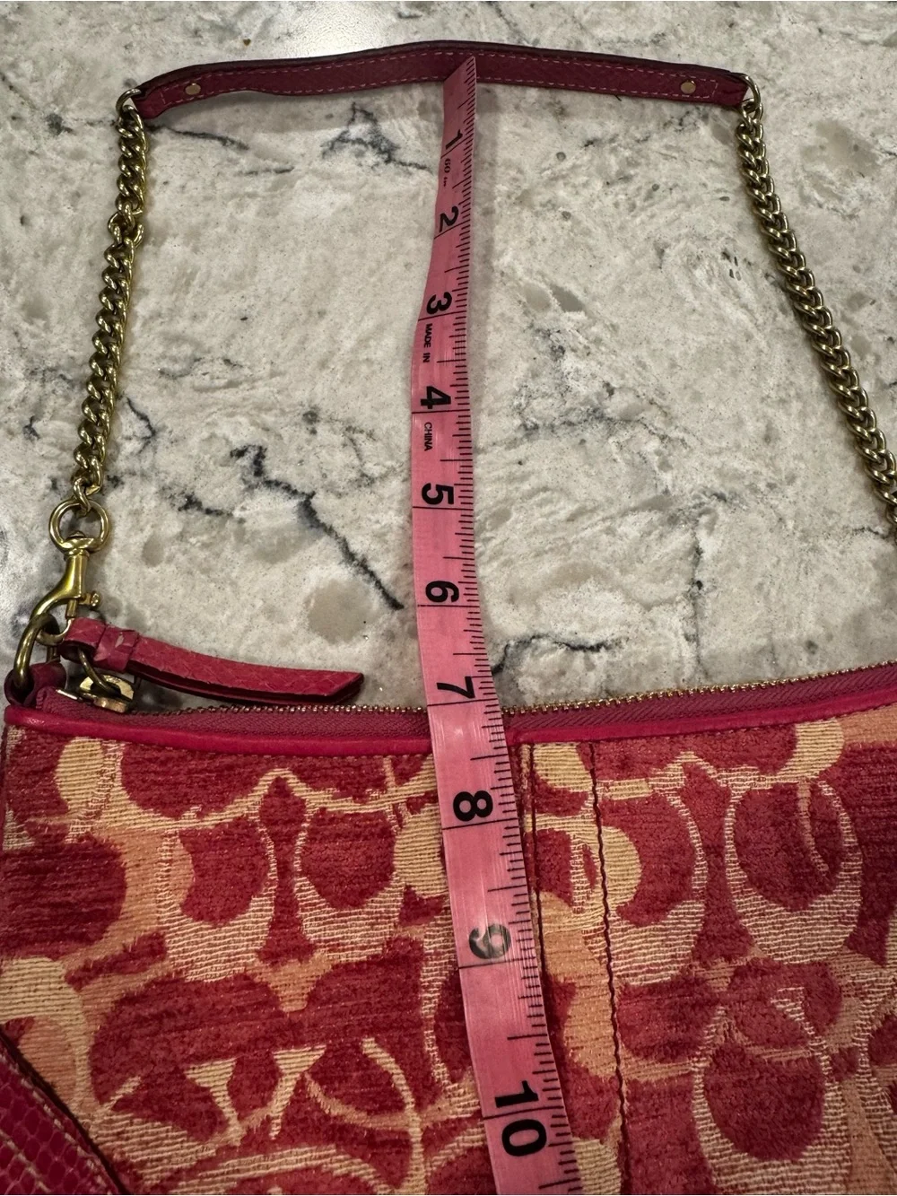 Coach RARE SMALL 8F51 Vintage Y2K Soho Magenta Pink Signature Chenille Baguette